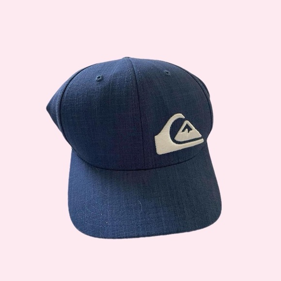 Quiksilver Baseball Cap - Picture 2 of 5